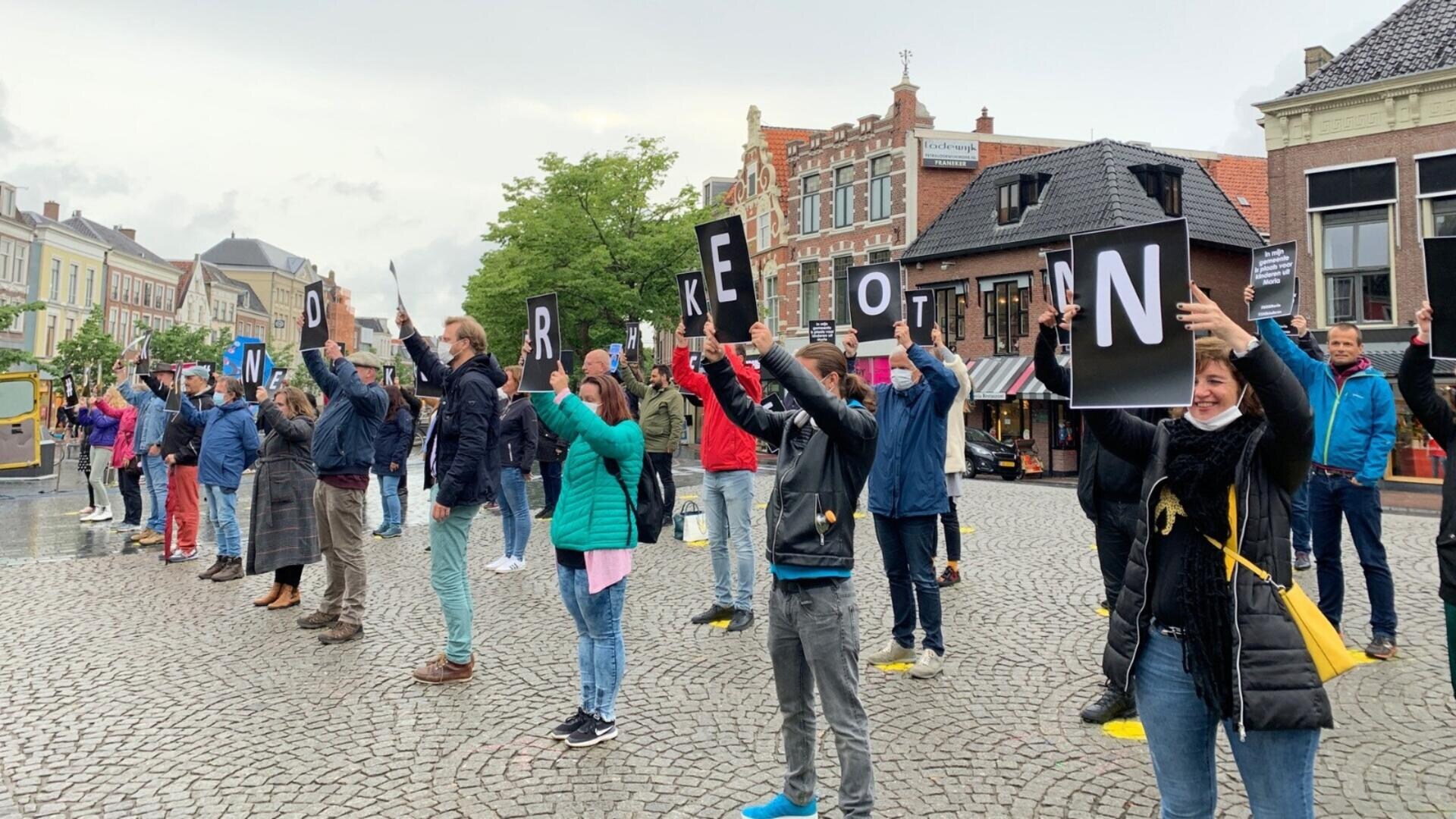 Foto van het Keer het Tij-protest in Leeuwarden